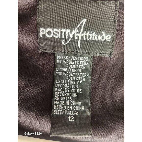 Positive Attitude special occasion dress with sparkly embroidery - Picture 10 of 11